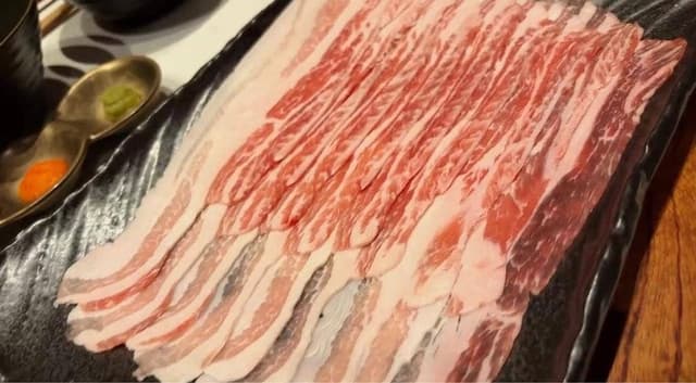 沖縄しゃぶしゃぶ 札幌すすきの店 - サブ画像1