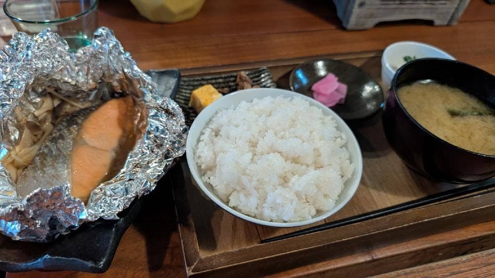 海鮮ワイン酒房 VINDUSTRY