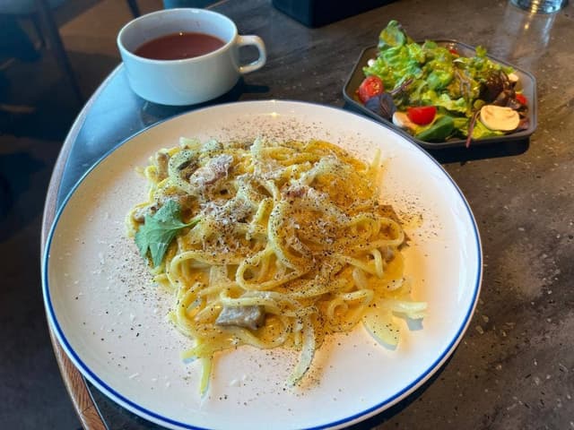 sky lounge cafe & bar mequ - サブ画像1