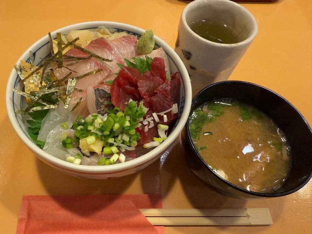 豊洲 すし本