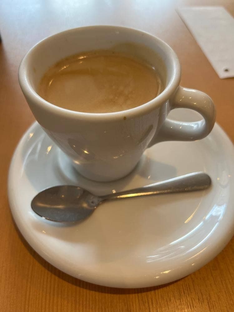 カフェ クースタ