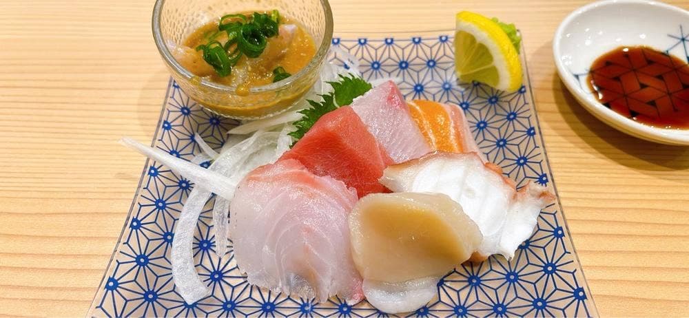 大衆地下酒場 ナナツバ