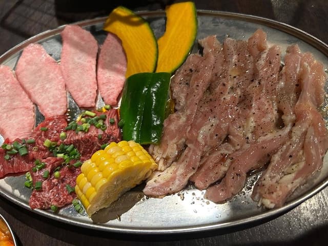 炭火焼肉 牛牛 - サブ画像1