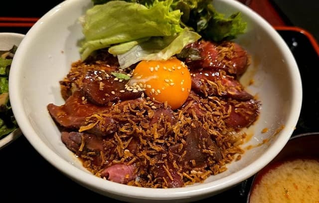 餃子酒場 肉汁 漠々堂 - サブ画像1
