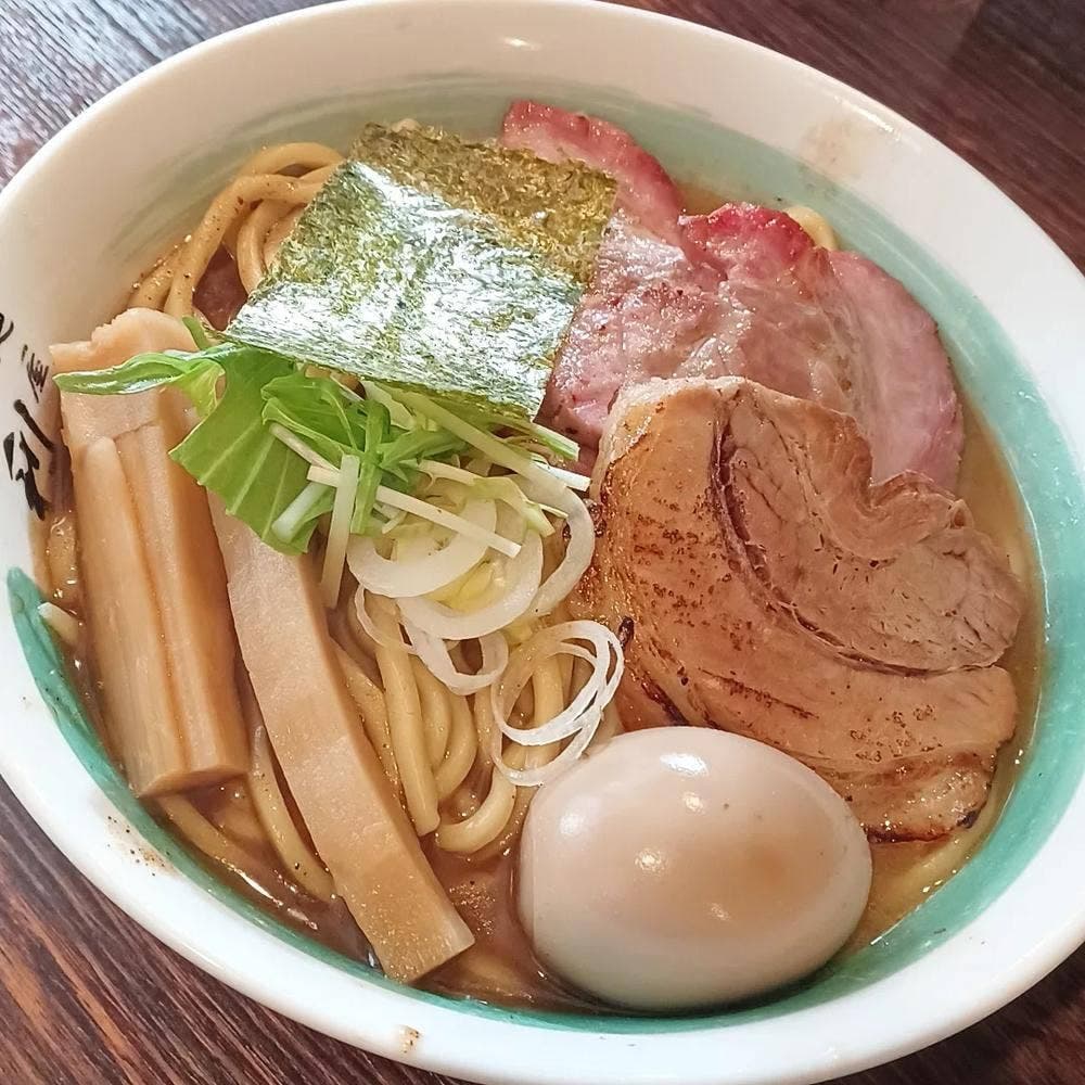 自家製麺 麺屋 利八