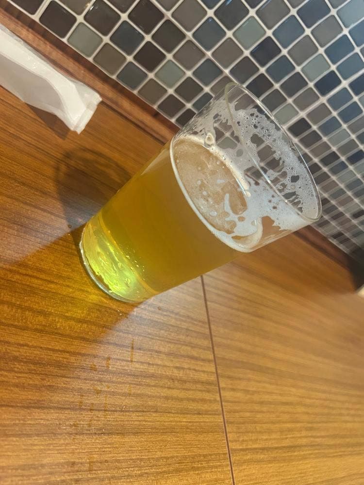 ビールスタンド ツバメノス