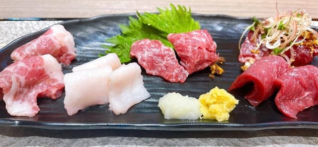 馬肉料理 菅乃屋 空港店 - サブ画像2