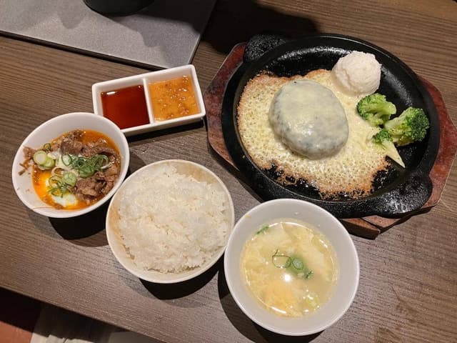 焼肉・ホルモン 在市 西新橋店 - サブ画像1