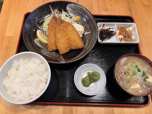 酒と飯 たまる食堂 - サブ画像2