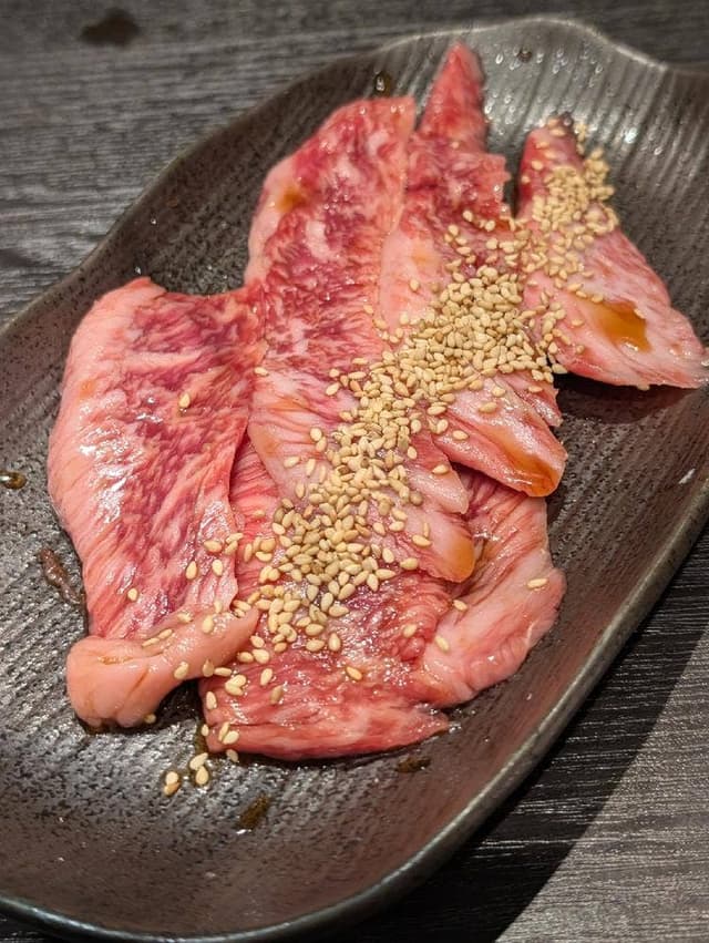 炭火焼肉 矢つぐ 小岩店 - サブ画像1
