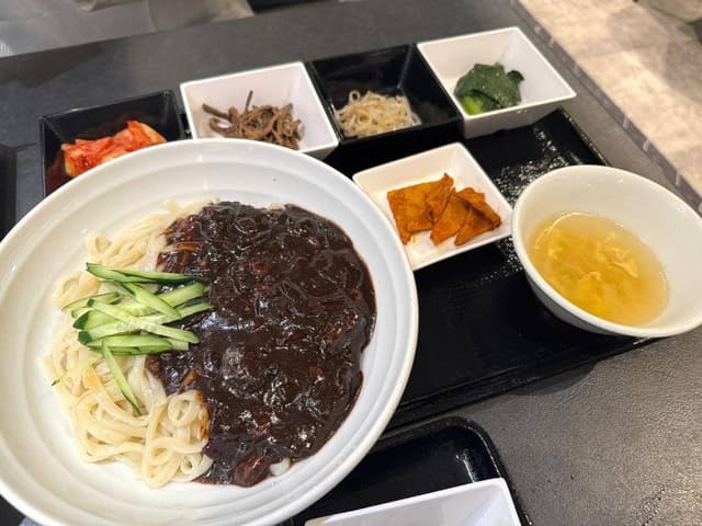 KOREAN DINING 長寿韓酒房 ダイバーシティ東京プラザ店 - サブ画像2