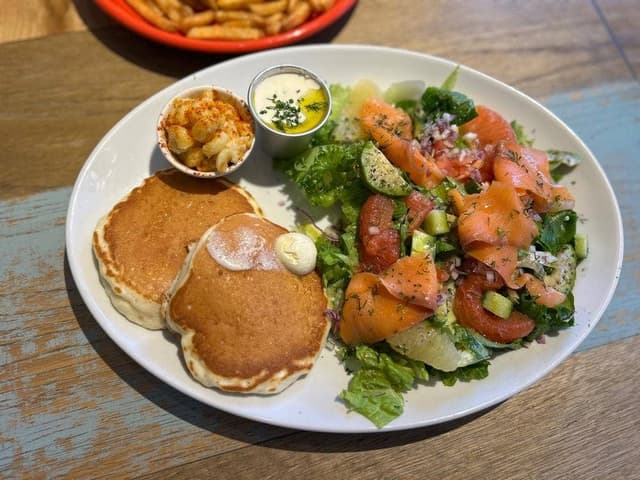 コナズ珈琲 利府店 - サブ画像1