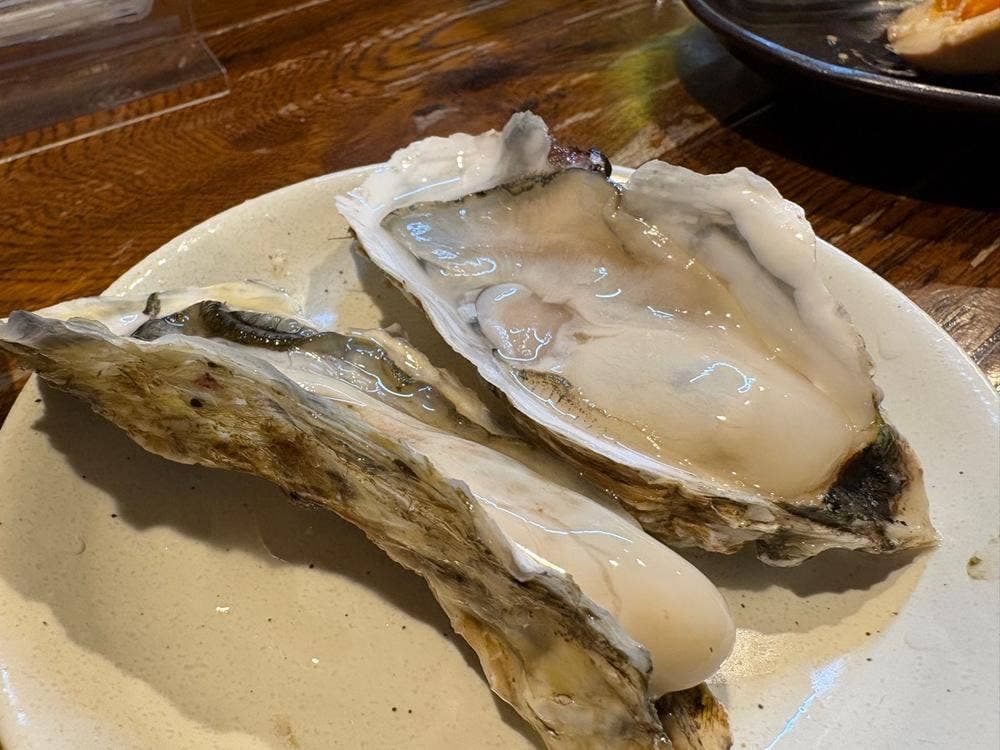 牡蠣小屋ろっこ