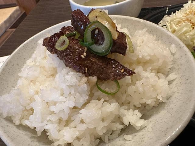 炭火焼肉鶴兆 江坂店 - サブ画像2