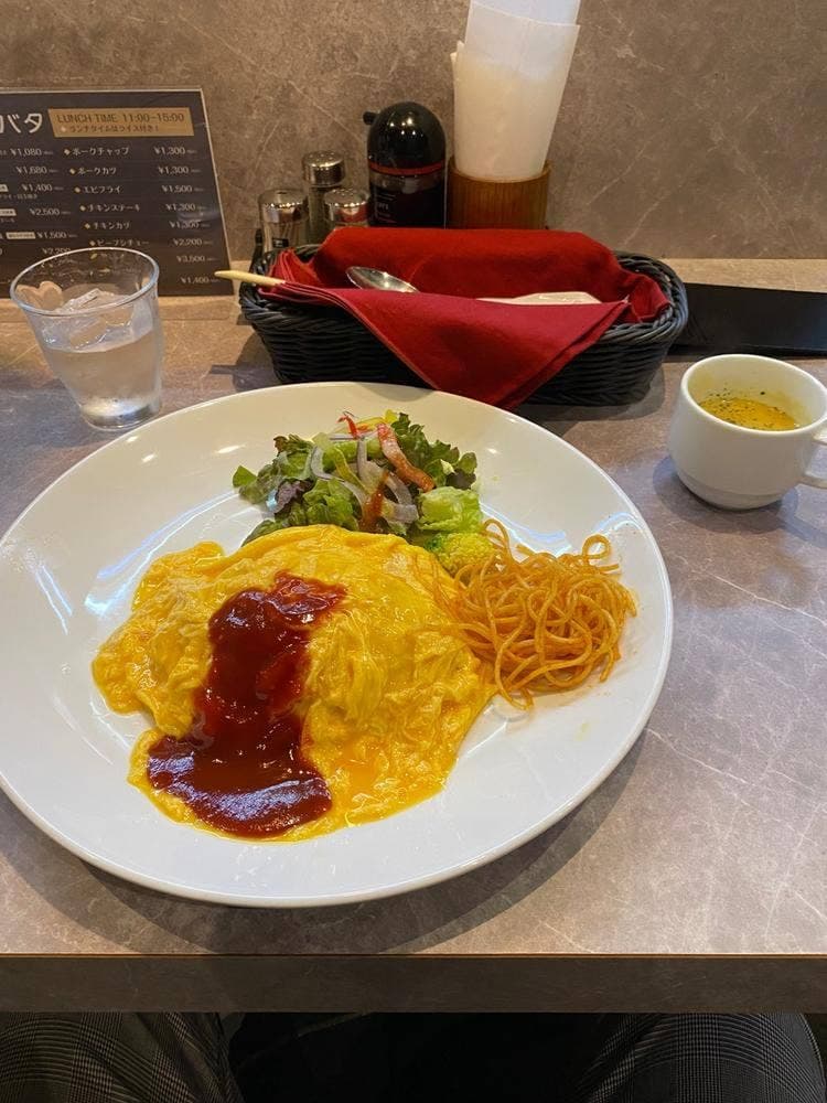 洋食シバタ