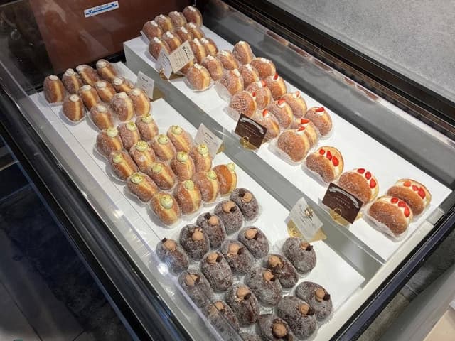 P.G.donut なんばパークス店 - サブ画像1
