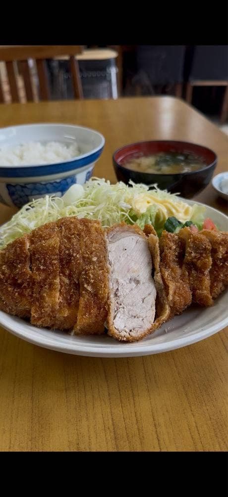 食堂紀文