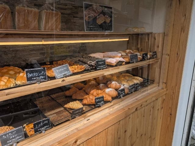 BAKERIES LAB. 京成小岩駅前店 - サブ画像2
