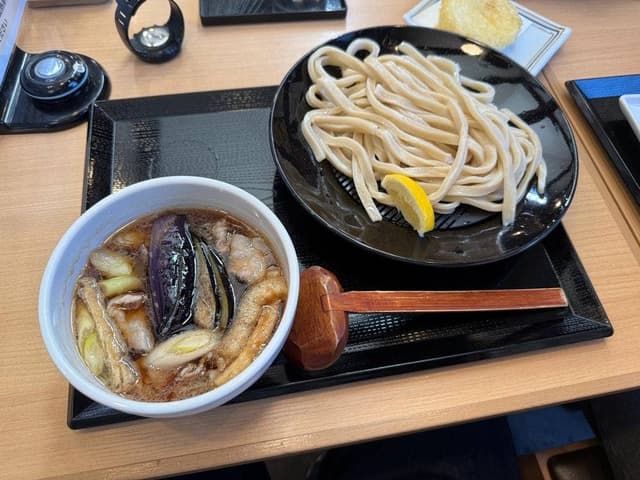 武蔵野うどんっかみつけ製麺店 - サブ画像1