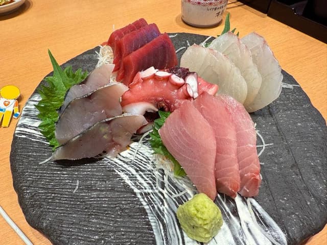沼津魚がし鮨 流れ鮨 三島店 - サブ画像1