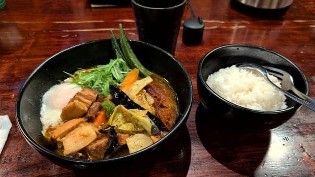 スープカレー 奥芝商店 駅前創成寺 - サブ画像3