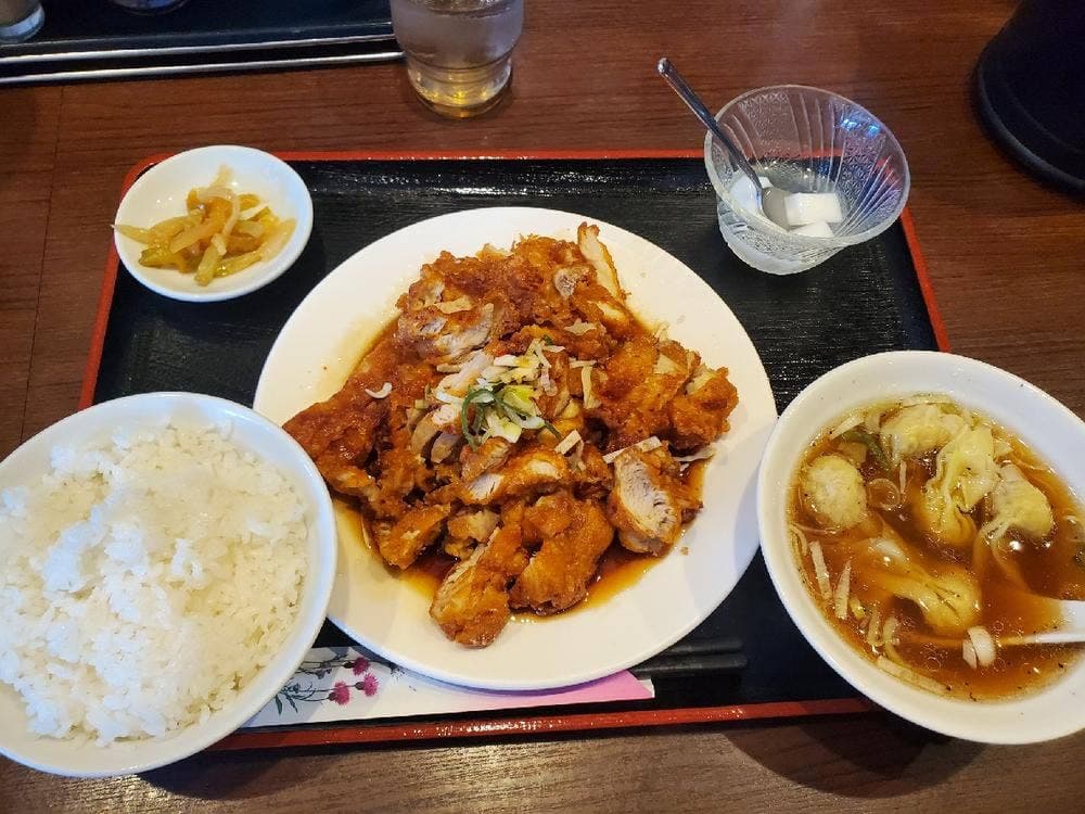向陽飯店 上白根店