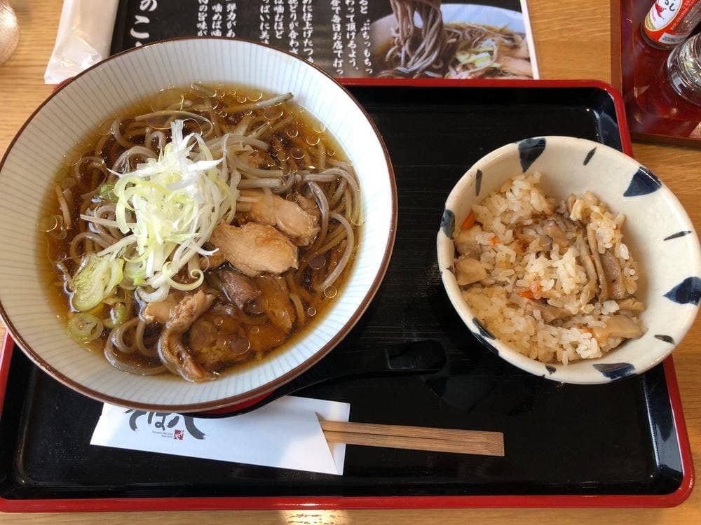 山形肉そば そば八