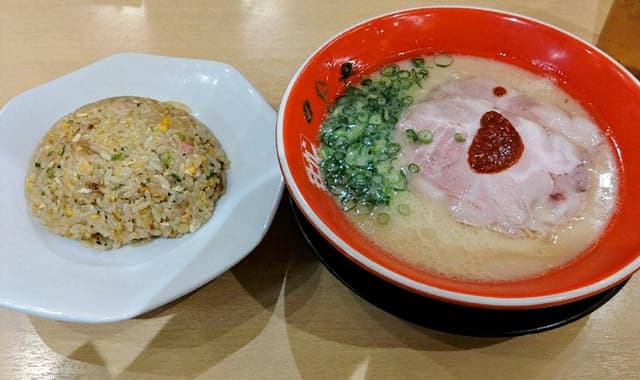 モヒカンらーめん 博多デイトス店 - サブ画像3
