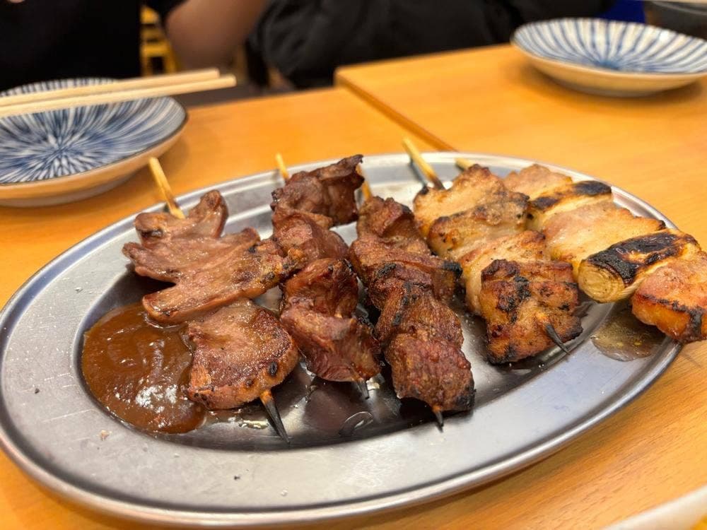 ぶたぼーる赤坂店