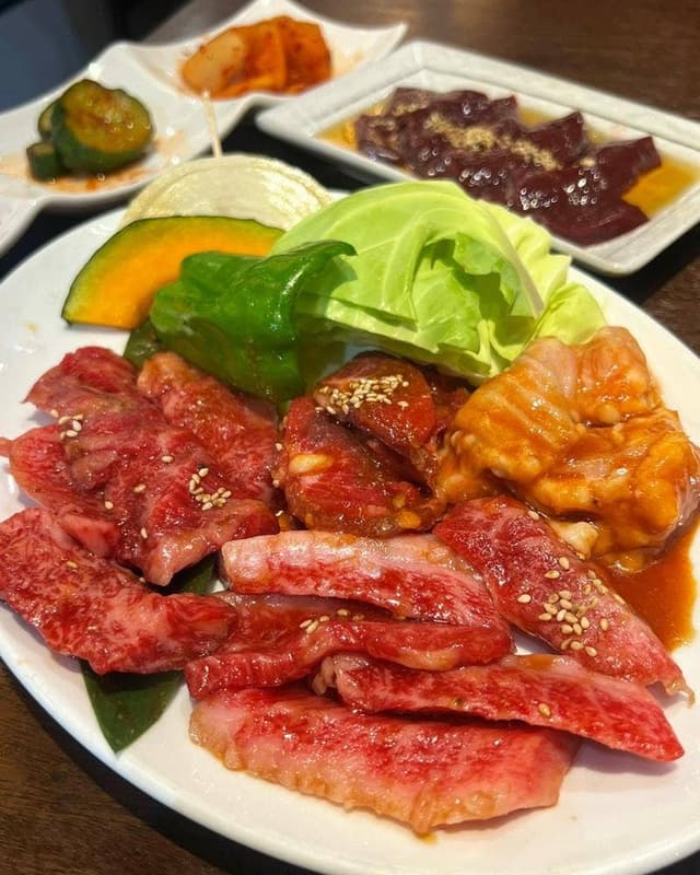 大衆焼肉ホルモン よっとこ 梅田店 - サブ画像1