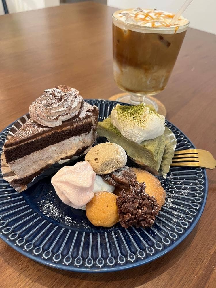 パティスリー カフェアイナ