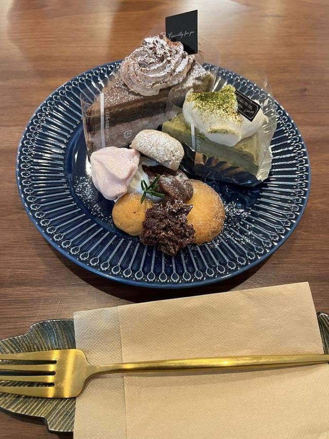 パティスリー カフェアイナ - サブ画像2