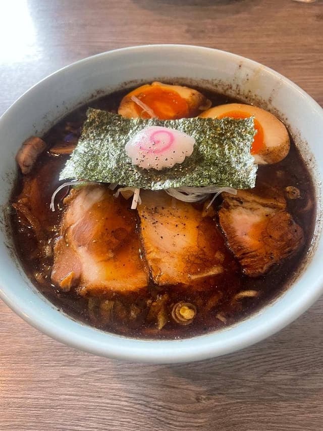 煮干し中華そば ぶっとび亭 - サブ画像2