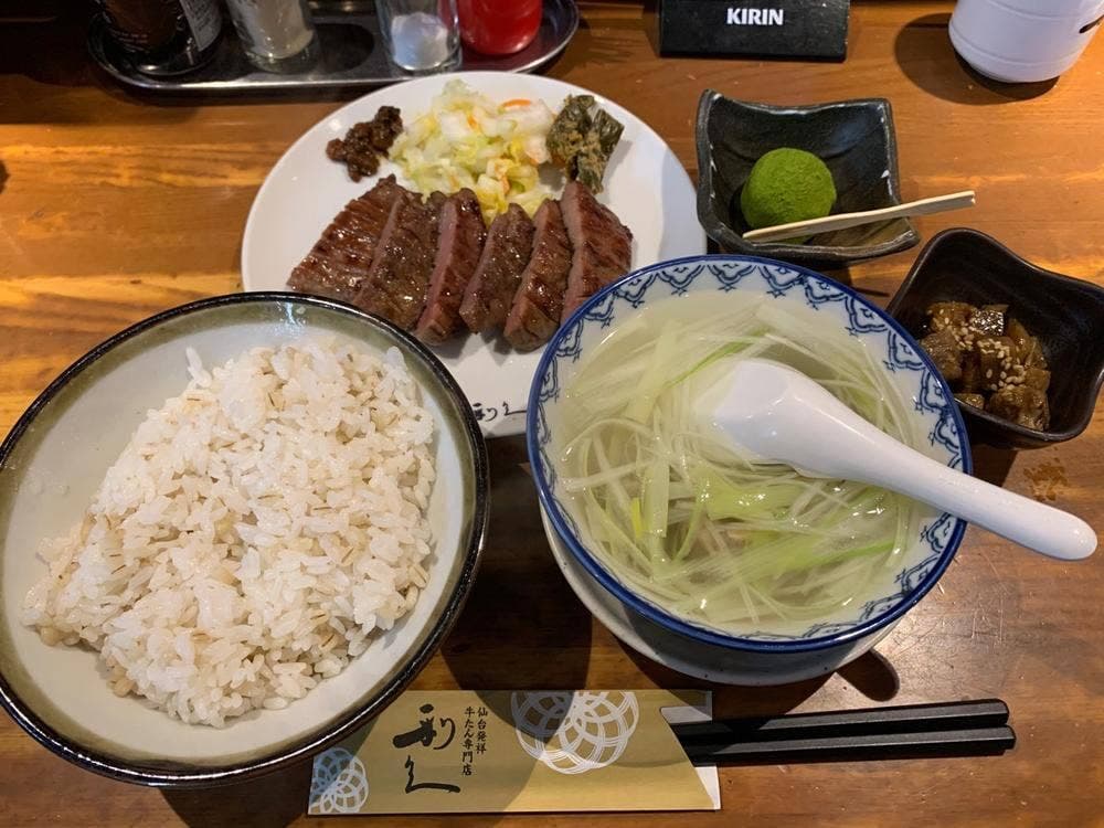 牛たん炭焼 利久 名取店