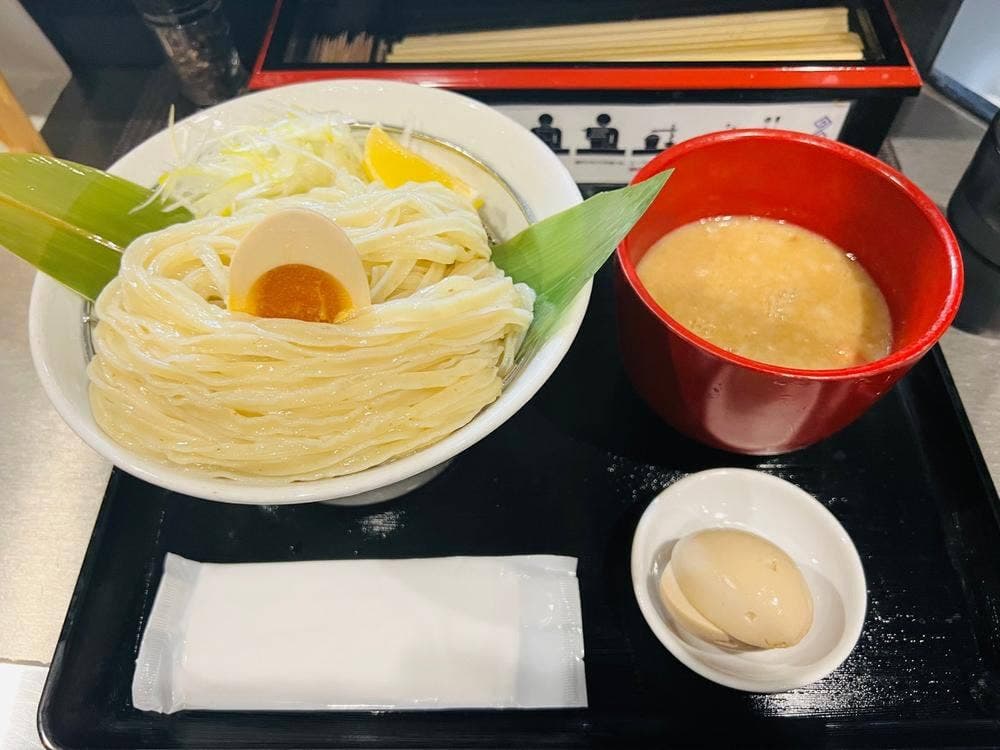 おいでやす通りにやってきた 宮田麺児