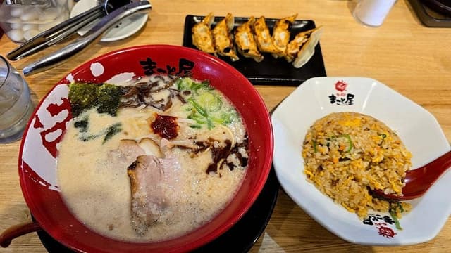 ラーメン まこと屋 福生店 - サブ画像2