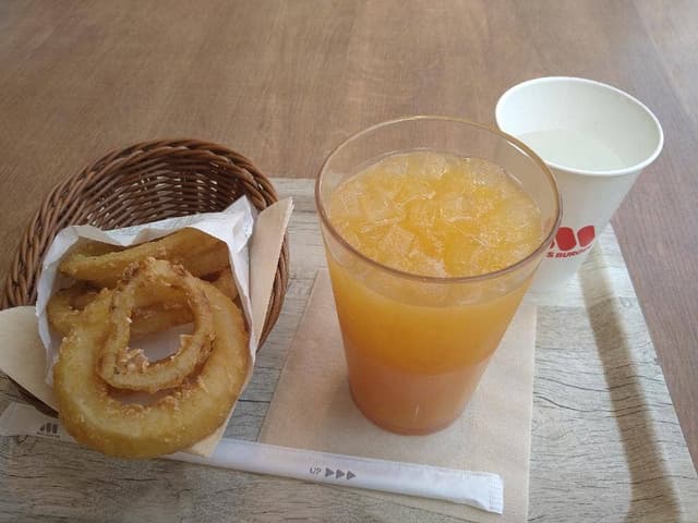 モスバーガー マーヴ北綾瀬リエッタ店 - サブ画像1