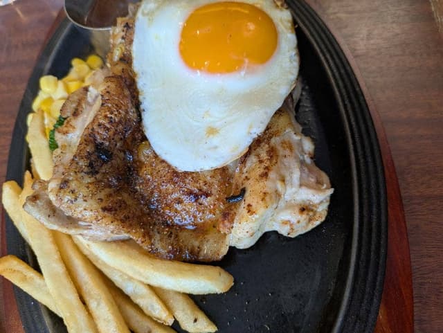 ロイヤルホスト 桜新町駅前店 - サブ画像1