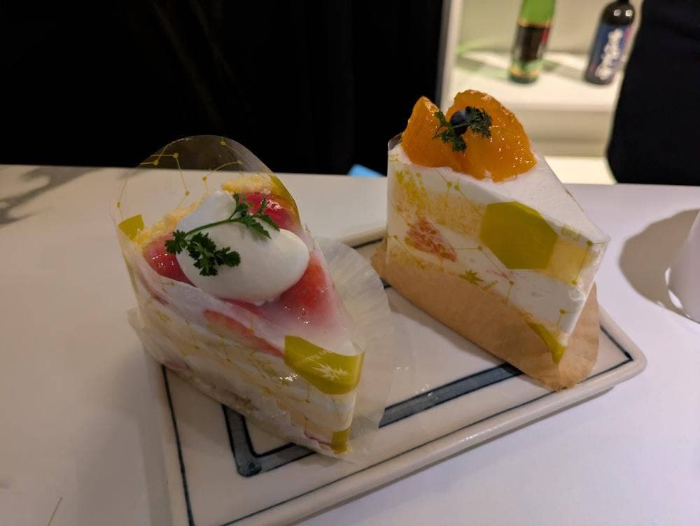 シェ ナカツカ