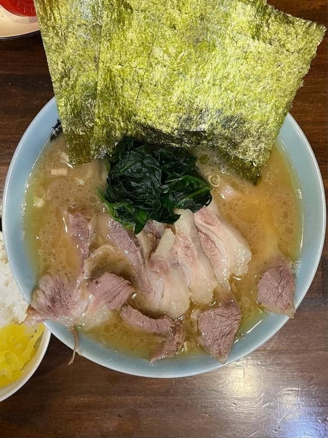 家系ラーメン 洞くつ家 - サブ画像1