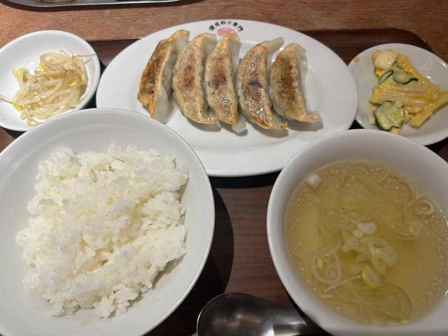 薄皮餃子専門 渋谷餃子 新宿西口店 - サブ画像3