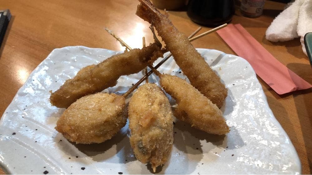 串のこたに