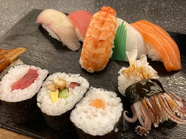 双葉寿司 三宮店 - サブ画像3