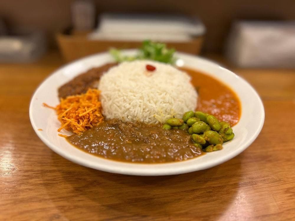 カンテグランデカレー サン広場店