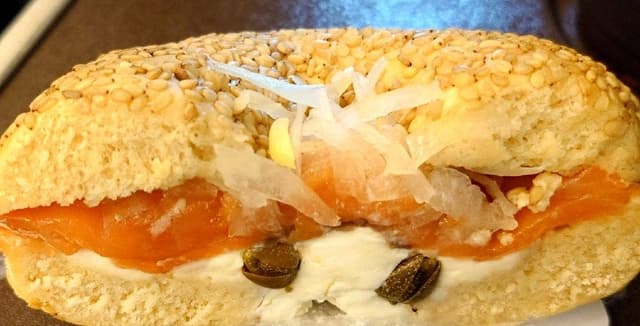BAGEL & BAGEL JR大阪駅構内店 - サブ画像3