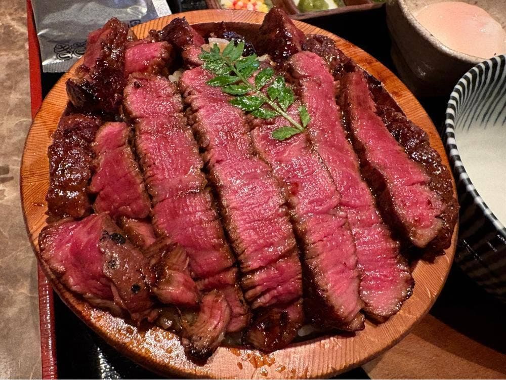 飛騨牛・黒豚宴 黒家 本店