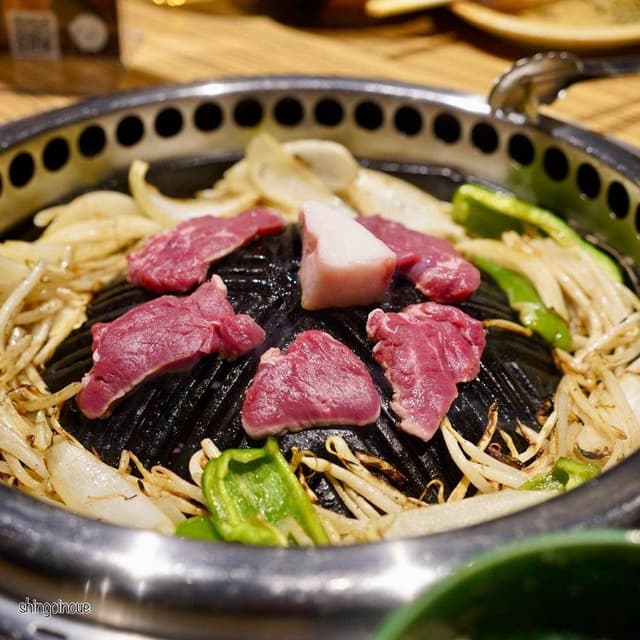 生ラムジンギスカン ラムと羊 門仲横丁店 - サブ画像1