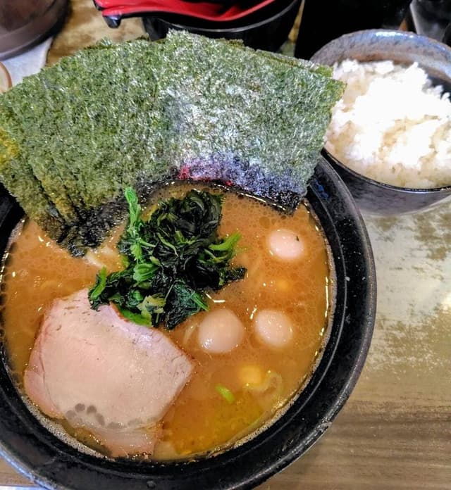 横浜家系らーめん 天王家 寒川総本店 - サブ画像3