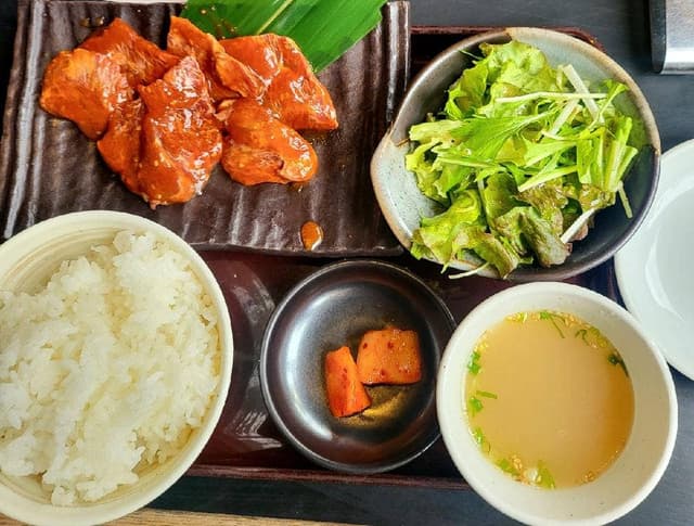 荒本酒場 情熱ホルモン - サブ画像2
