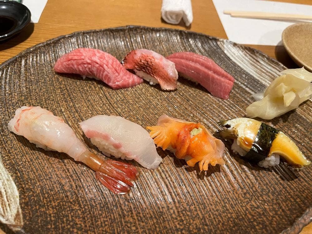 鮨割烹 羽月